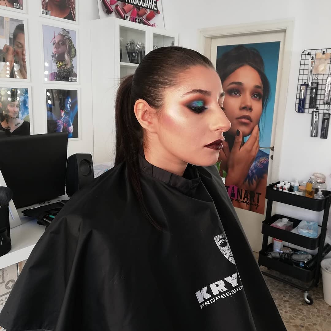 Michela Zitoli Make Up Artist • Truccatrice Modena • Trucco Sposa, Acconciatura, Trucco Correttivo • Portfolio • Corsi di Trucco Michela Zitoli Make Up Artist • Truccatrice Modena • Trucco Sposa, Acconciatura, Trucco Correttivo • Portfolio • Corsi di Trucco