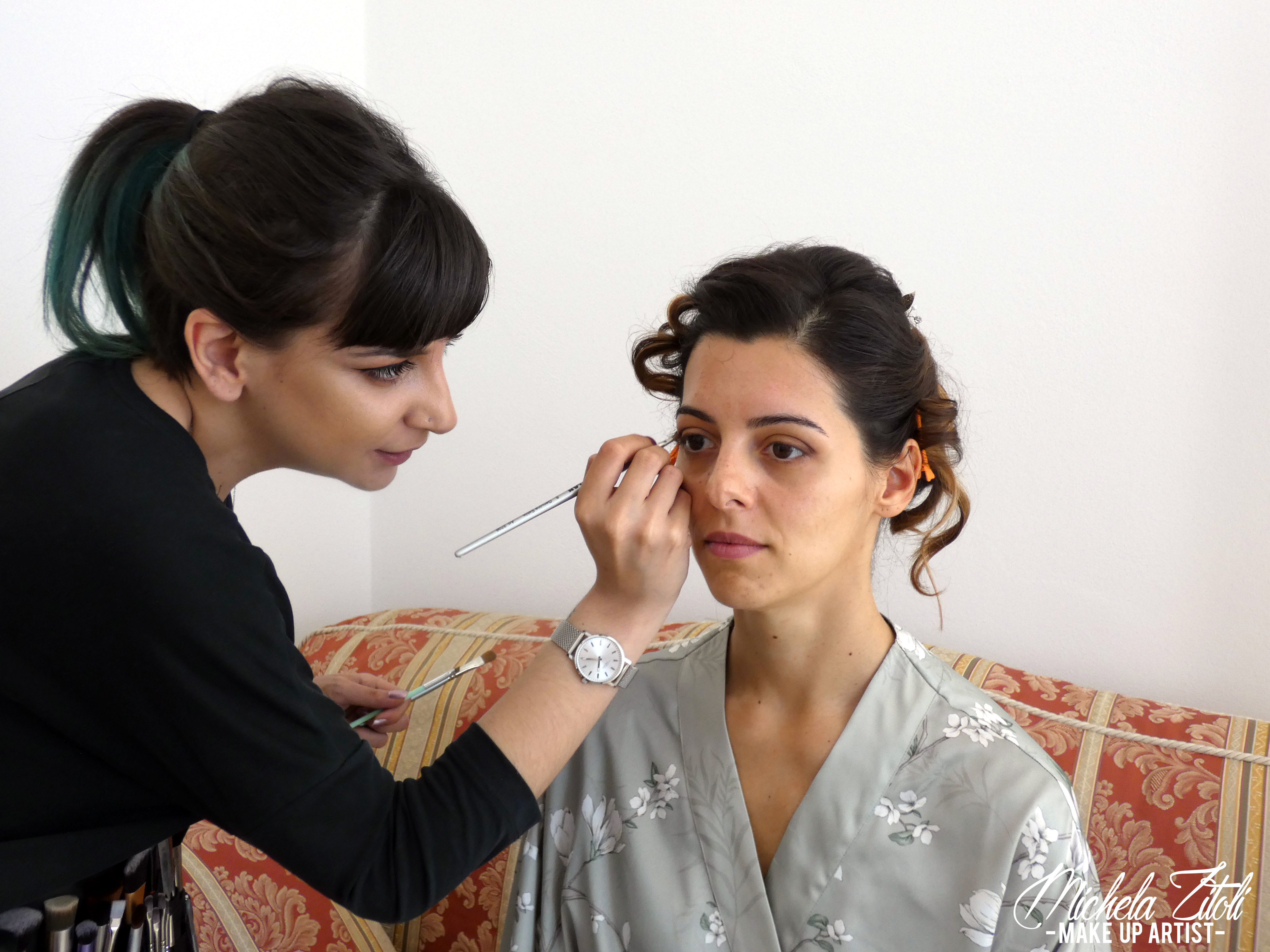 Michela Zitoli Make Up Artist • Truccatrice Modena • Trucco Sposa, Trucco Fotografico, Trucco Correttivo • Portfolio • Corsi di Trucco Michela Zitoli Make Up Artist • Truccatrice Modena • Trucco Sposa, Trucco Fotografico, Trucco Correttivo • Portfolio • Corsi di Trucco